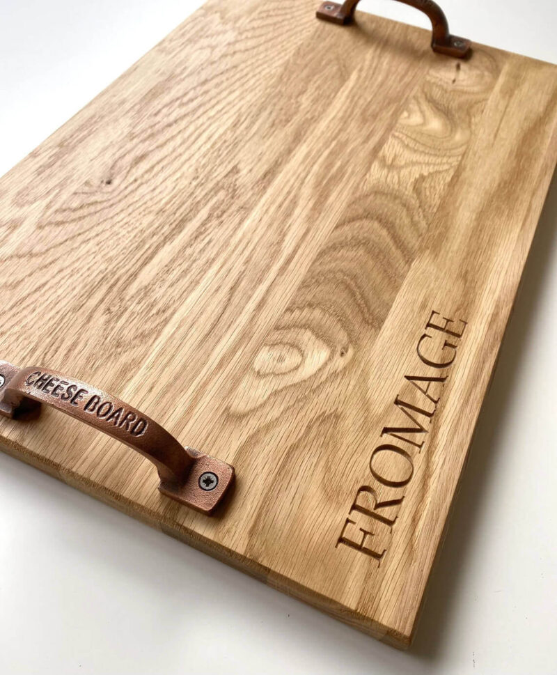 Our Little Red Barn | Personalised Oak Cheeseboard