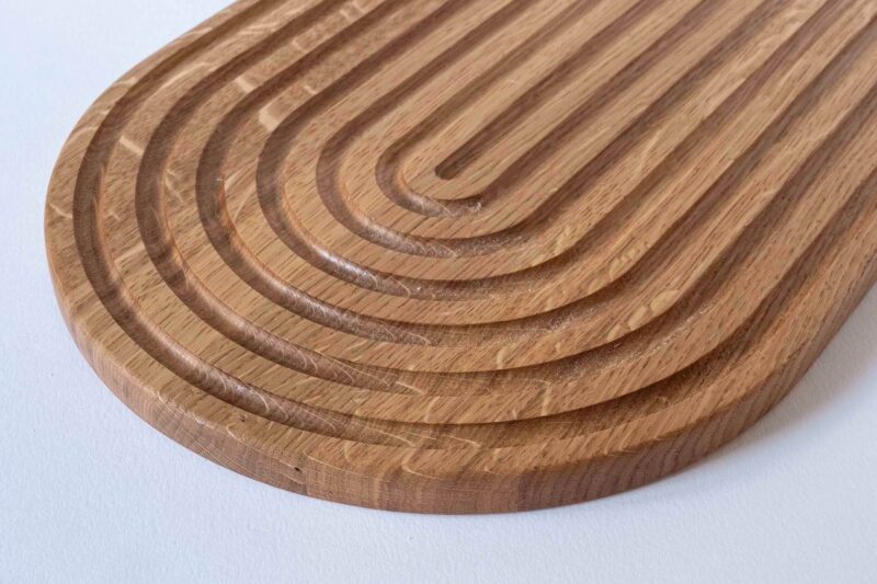 Solid Oak Rainbow Grooved Bread Board - Image 7